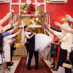 Noc poślubna i pokładziny w dawnej Polsce: Dlaczego były publiczne?