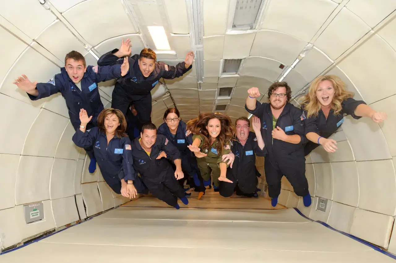 lot paraboliczny samolot zero-g
